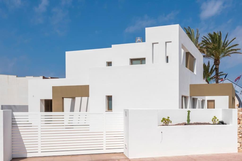 Villa Noka Cala'N Blanes  Bagian luar foto