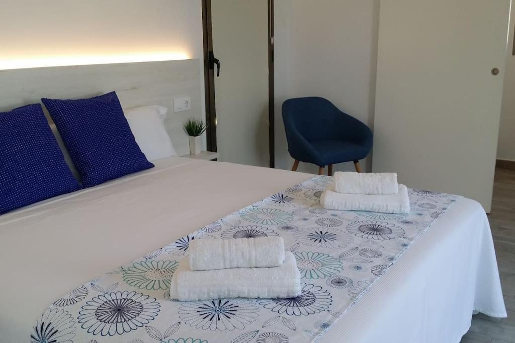 Villa Noka Cala'N Blanes  Bagian luar foto